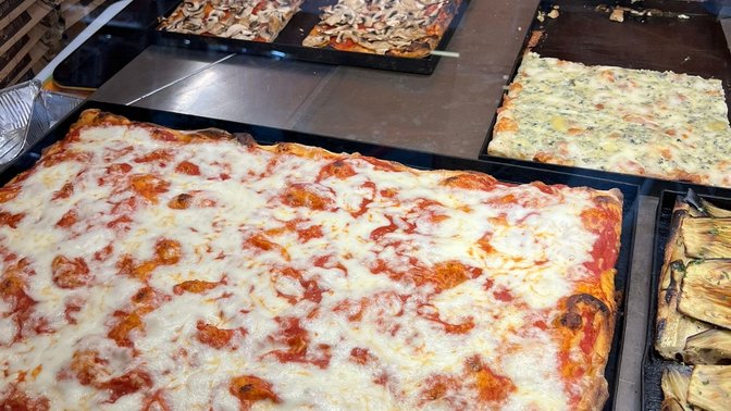 Roxy Pizzeria