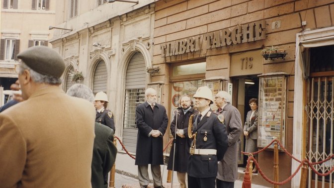 Roman Plaque: Home of Jose Carlos Mariategui house