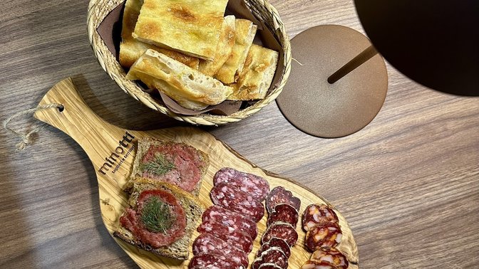 Bottega Minotti Parioli - Taglieri e Territori