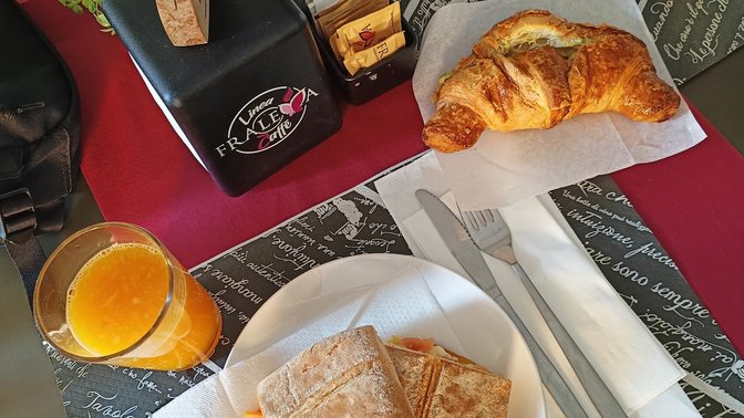 Moonrise Café