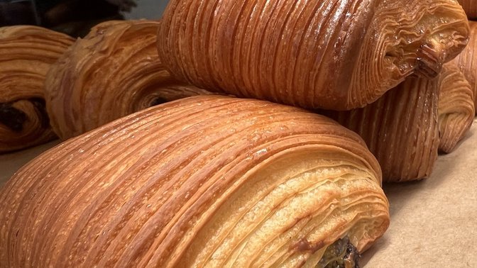 Manìs Bistrot | Pasticceria e Ristorante | Aperitivi | Specialty Coffee