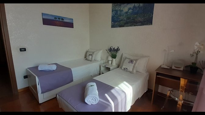 Pini di Roma - apt S. Giovanni, metro Re di Roma - 15 min. dal centro storico