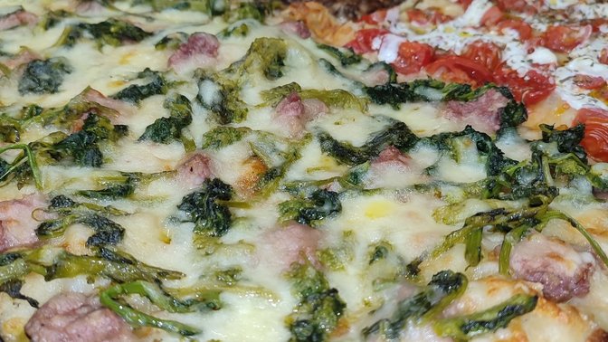 Momo Pizzeria