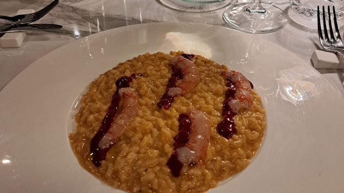 La Vì Fish & Lounge Bar