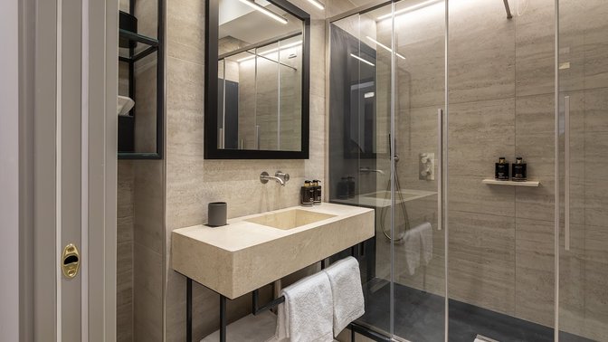 Palazzo Goldoni Condotti Collection