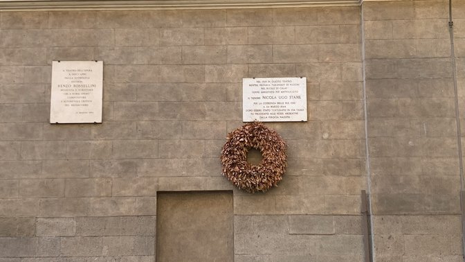 Targa in memoria di Rudolf Nureyev