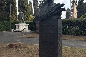 Bust of General Milan Rastislav Štefánik