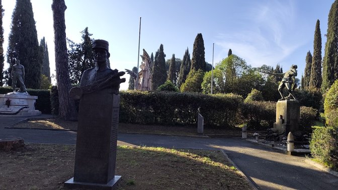 Bust of Dr. Gen. Milan Rastislav Štefánik