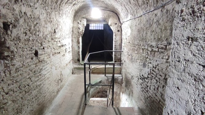 Sepolcro ipogeo a tempietto