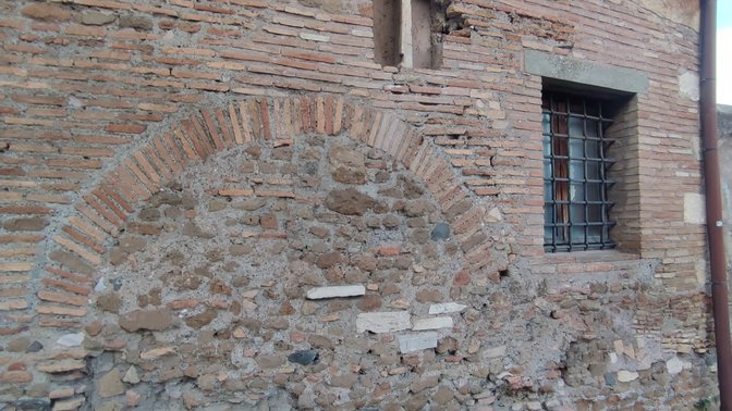 Sepolcro ipogeo a tempietto