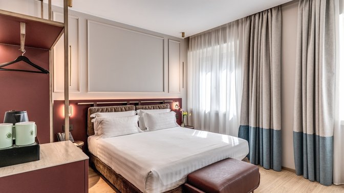 Adoro Hotel | BZAR hotels