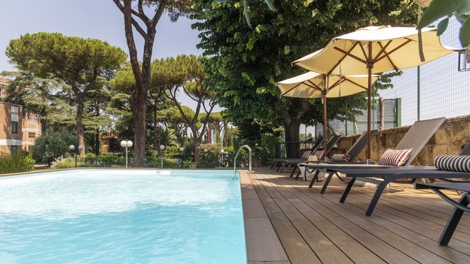 Adoro Hotel | BZAR hotels