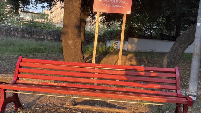 Panchina rossa contro la violenza