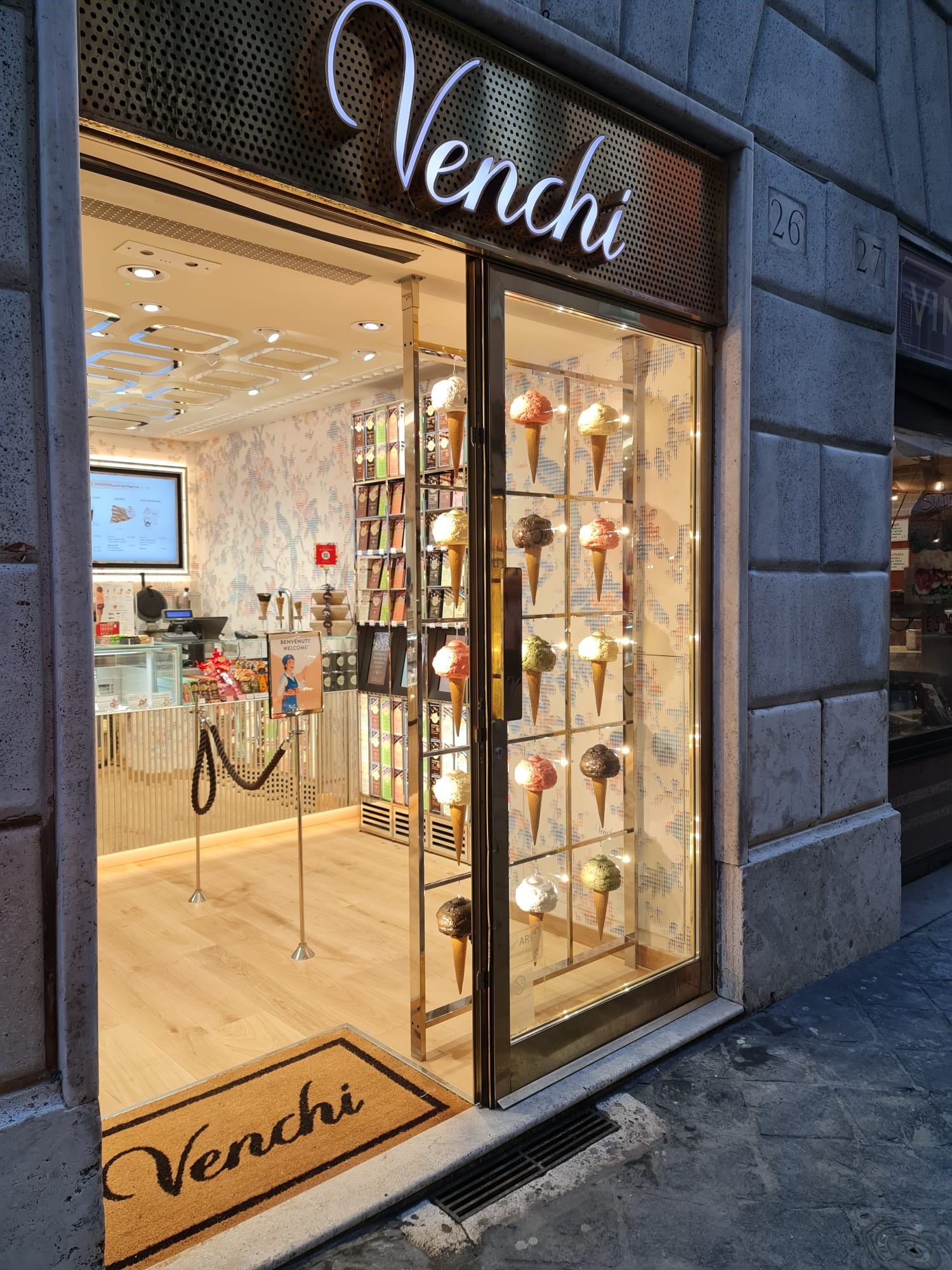 Venchi Cioccolato e Gelato, Roma Via della Croce, Piazza di Spagna ...