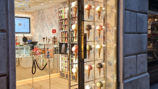 Venchi Cioccolato e Gelato, Roma Via della Croce, Piazza di Spagna