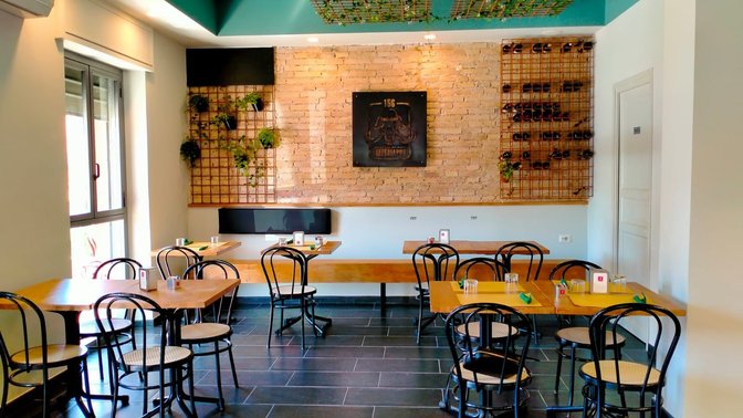 156 Pizzeria Pub