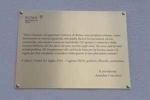 Targa in memoria di Mario Tronti