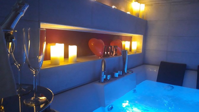 Nido di Roma Suite - Notte Romantica - Idromassaggio in camera (CIN: IT058091C2LUFKPZWY)