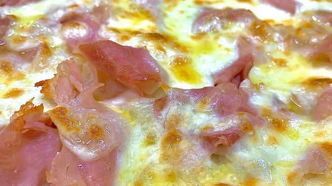 Mo.Mo Pizza