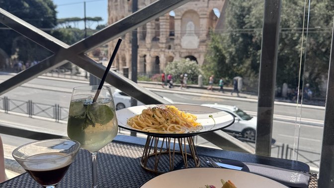 Royal Art Cafè