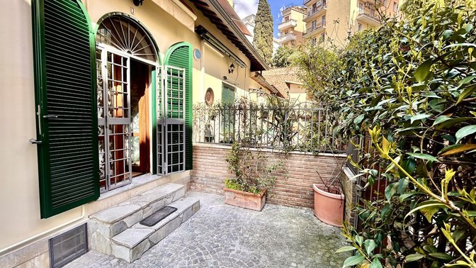 Borgo Monteverde Holidays