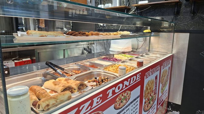 İstanbul Diyar Kebab Pizzaria