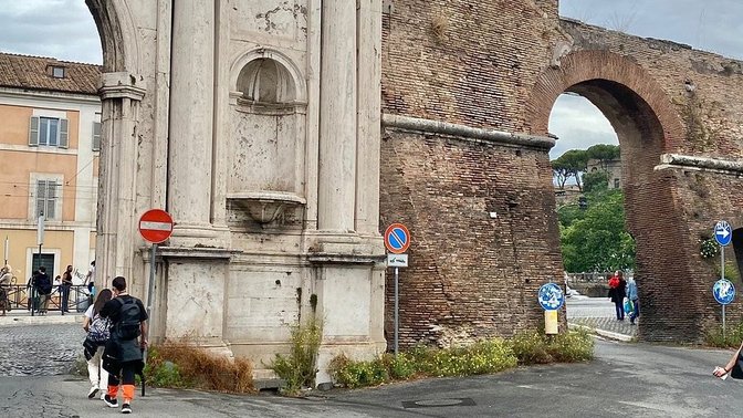 L'antica "Porta Portuensis"