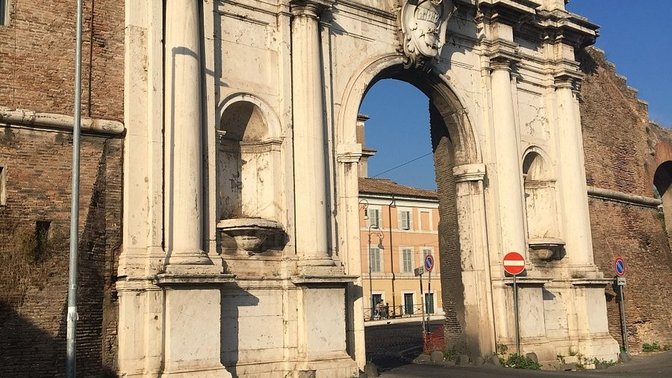 L'antica "Porta Portuensis"