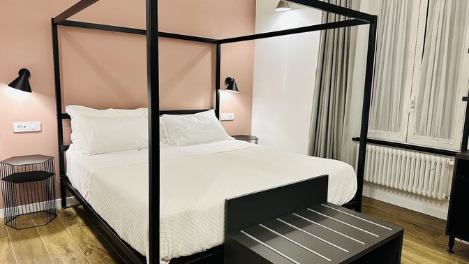 Style & Stone Guest House