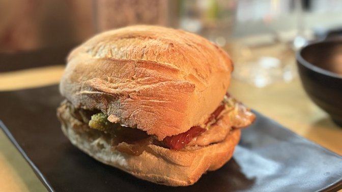 Felicità - Panini e vino