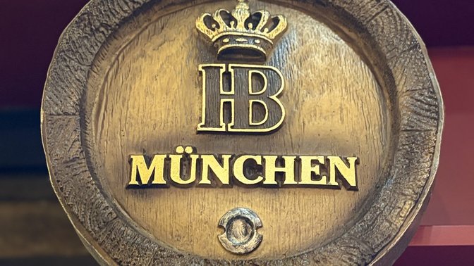 Felicità - Panini e vino