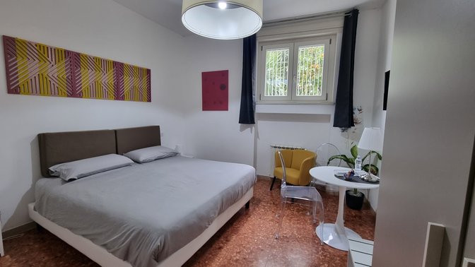 BAM BAM TIBURTINA GUESTHOUSE