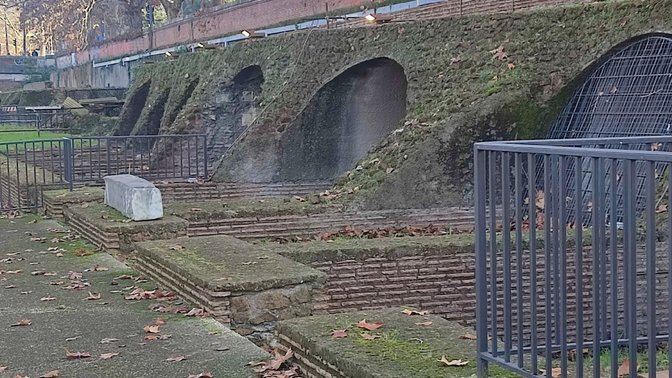 Antico Porto Fluviale di Roma (cd "Emporium")