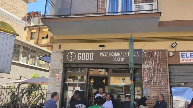 Godo Pizza & Bakery