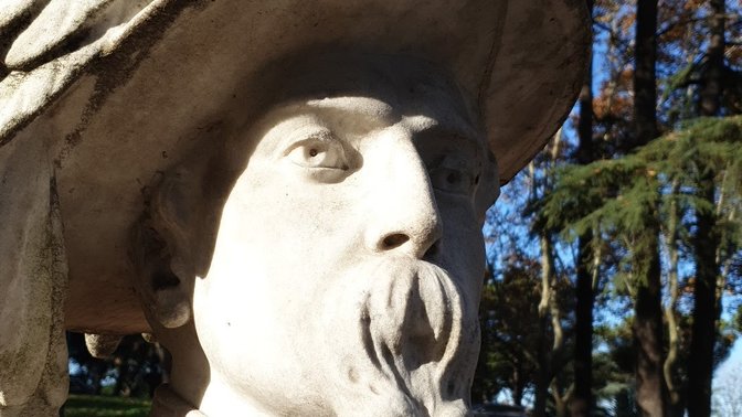 Busto di Luciano Manara