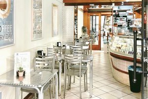 Poppies Coffee Bar