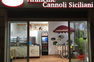LaPanella Arancine e cannoli siciliani