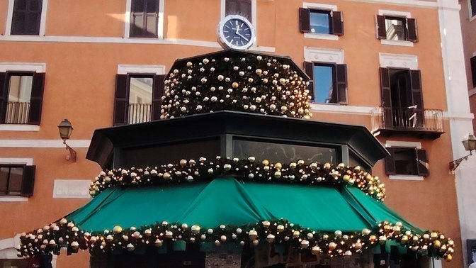 Piazza di San Lorenzo in Lucina