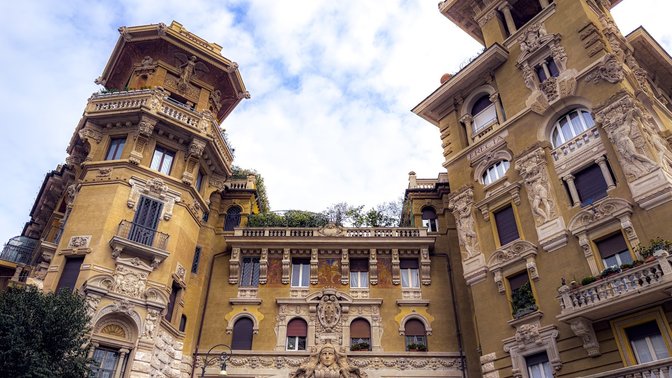 Edicola della *Madonna col Bambino* di Coppedè