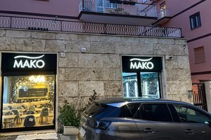 MAKO FISH Restaurant