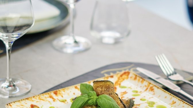 MAKO FISH Restaurant