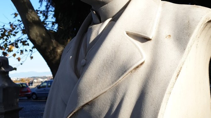Busto di Tommaso Salvini