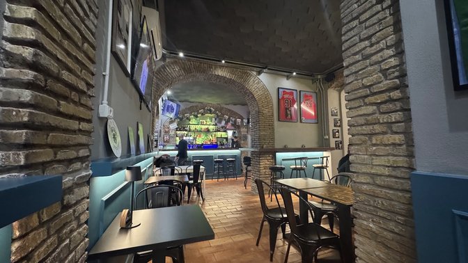 Goat Gallery - Sports Bar & Restaurant