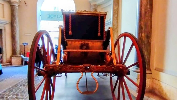 Berlina di gala della famiglia Chigi