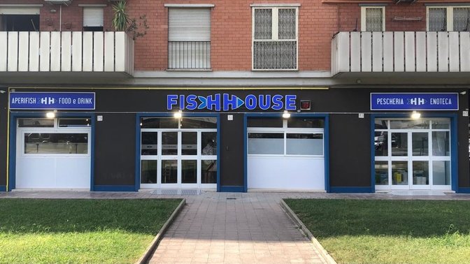 FISHHOUSE
