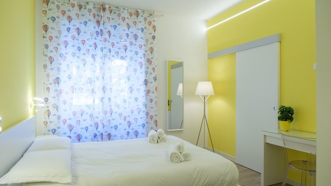 RainbHome Roman Suites