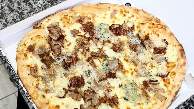 Pizza Regina