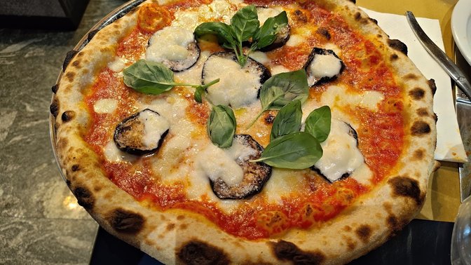 VOI - Pizza & Drinks