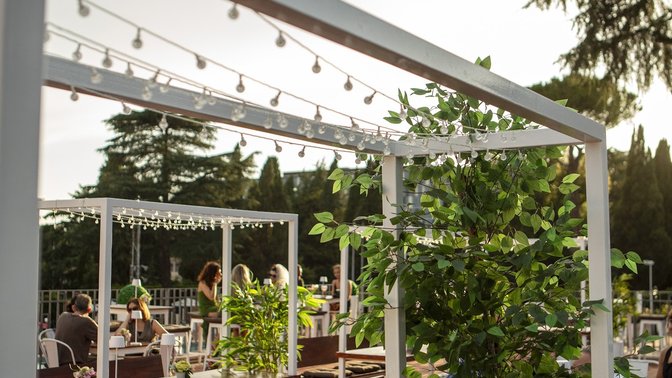 RISTORANTE & BAR DELLE ROSE ROMA EUR