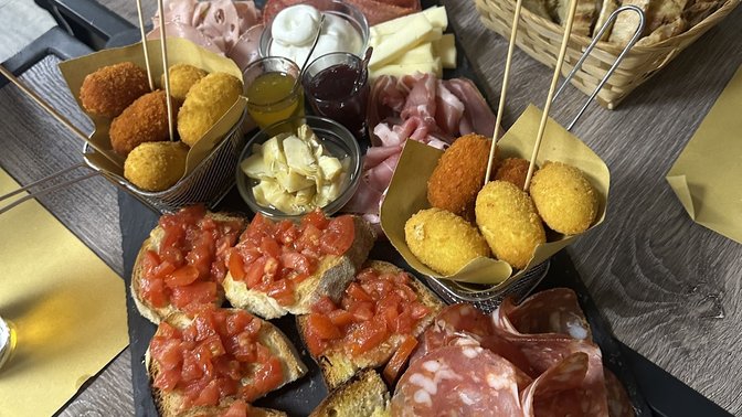 In Casa Food & Drink